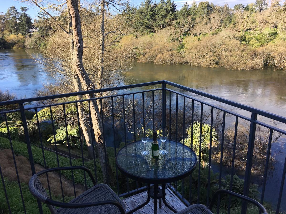 On The River Tamahere 外观 照片
